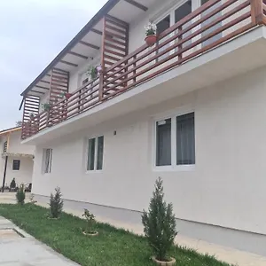 Luca's 2 ,close To Therme Bucharest, Airport Otopeni Guest house